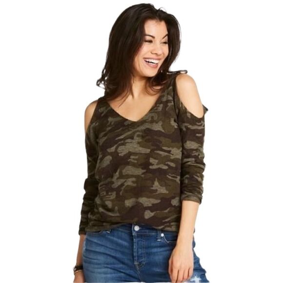 Sanctuary Size XS Camo Camouflage Cold Shoulder Long Sleeve Top V-Neck - Picture 1 of 11